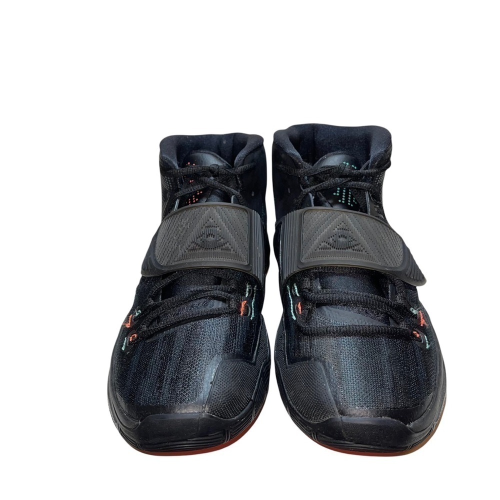 Nike Kylie Man Shoes Size 10